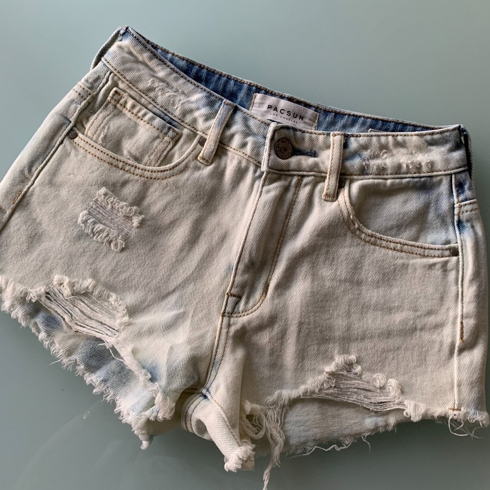 Pacsun High Rise Festival Short - Size 23